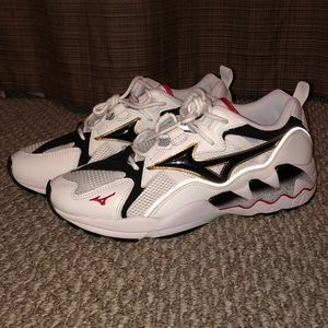 Mizuno Wave Rider 1